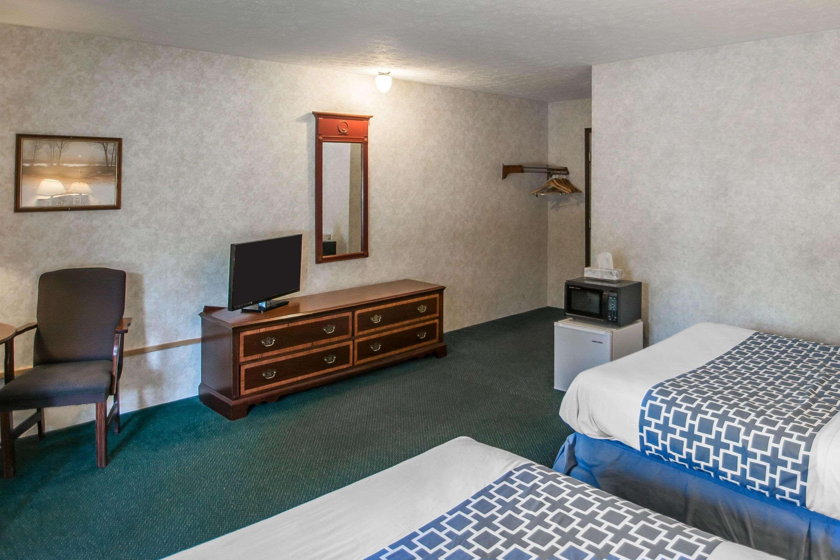 Econo Lodge Hornell Exterior photo